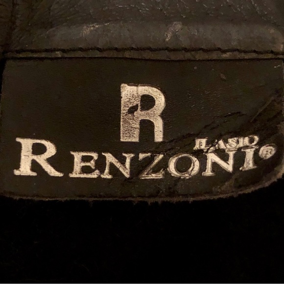 Ilasio Renzoni Women's Black Leather/Suede Point Toe Boots - Picture 2 of 8